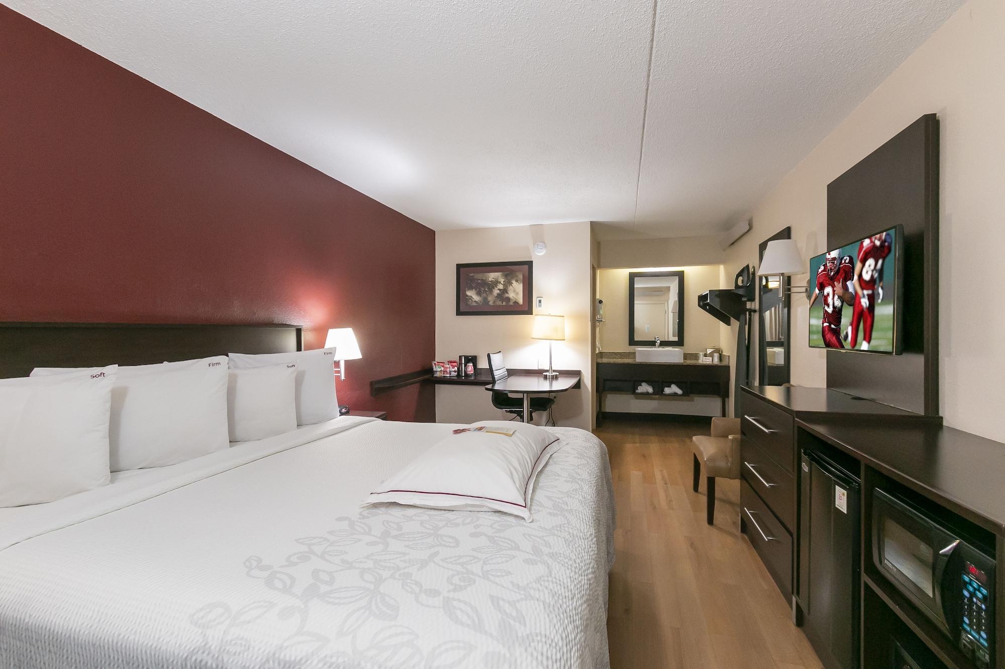 Red Roof Inn Plus+ Philadelphia Airport Essington Exterior foto