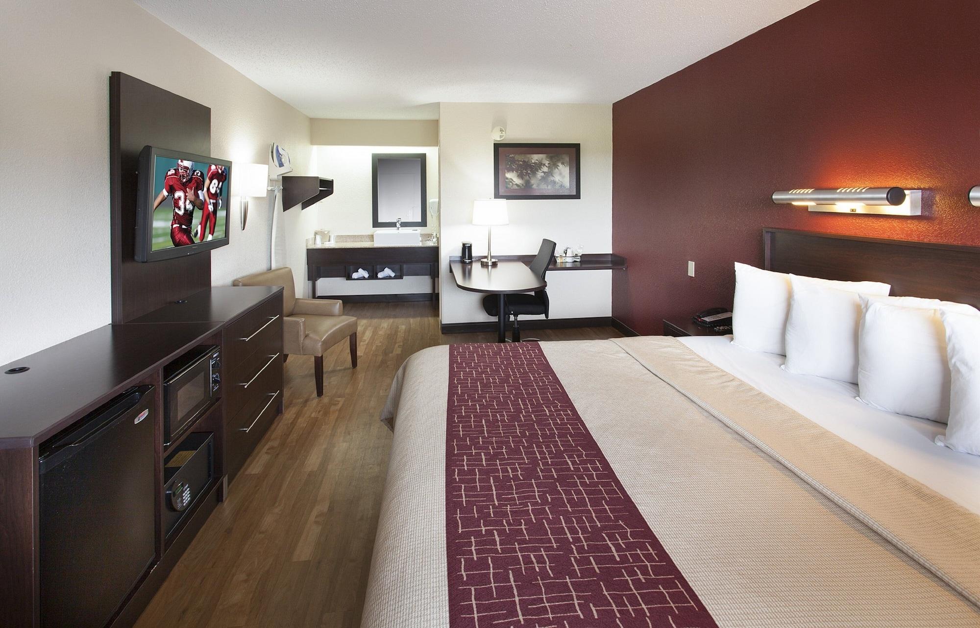 Red Roof Inn Plus+ Philadelphia Airport Essington Exterior foto